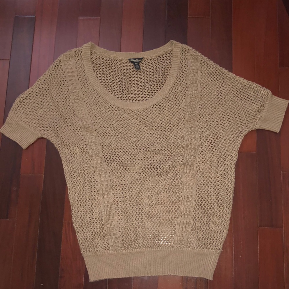 Tan Short-sleeve Sweater